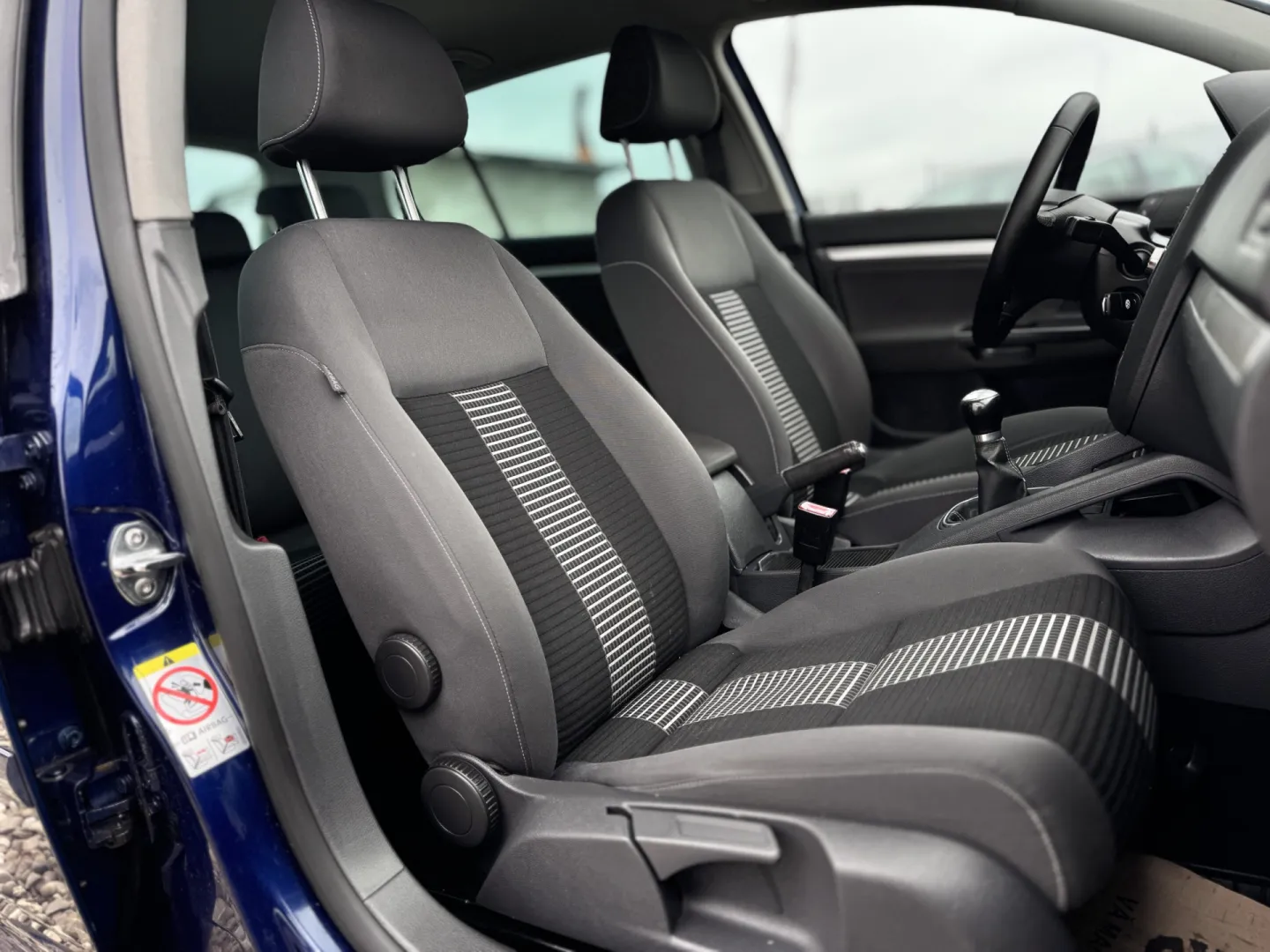 Cumpara/ Vinde online Volkswagen Golf 2008 SH, la cel mai bun pret pentru tine!