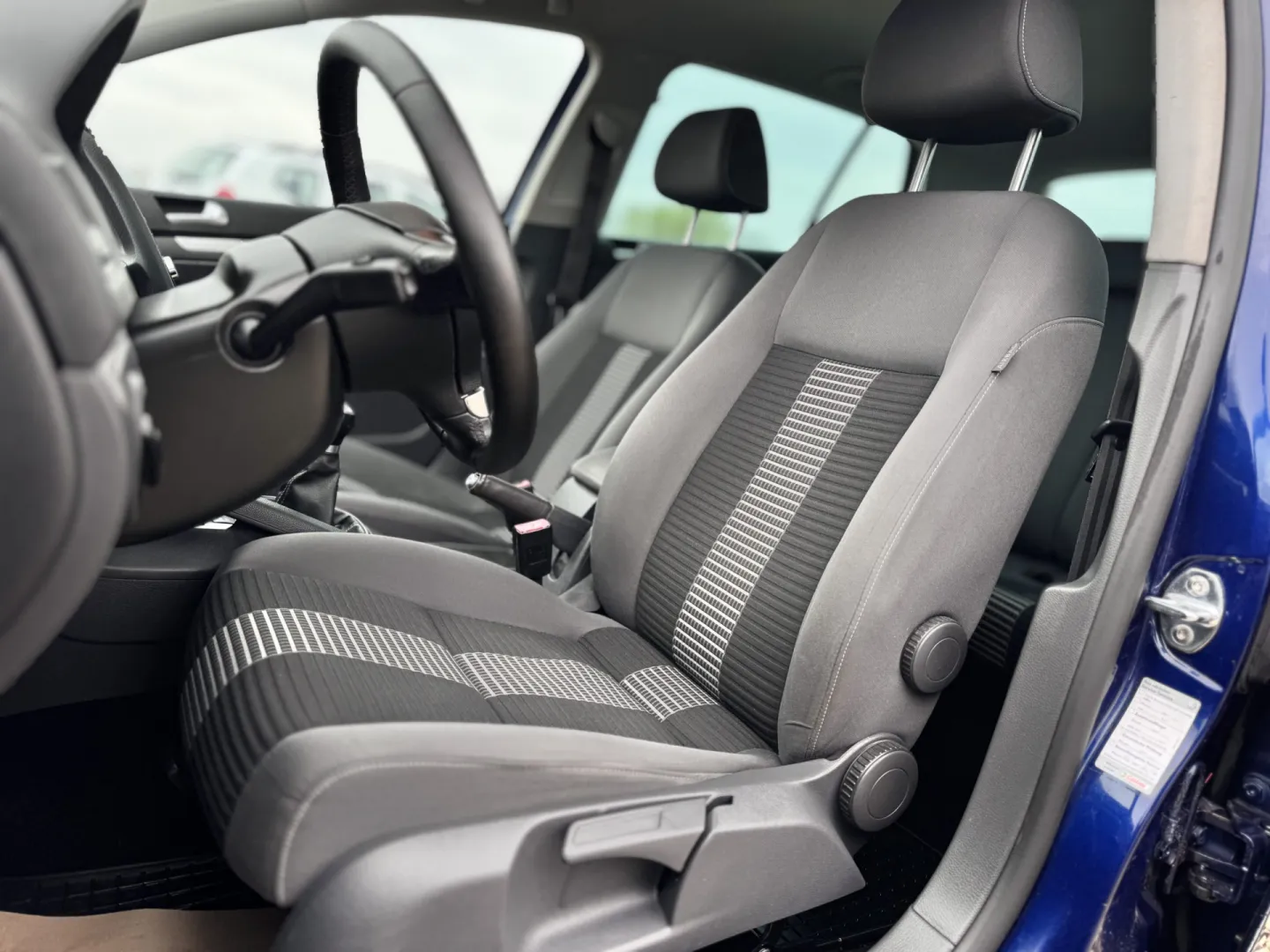 Cumpara/ Vinde online Volkswagen Golf 2008 SH, la cel mai bun pret pentru tine!