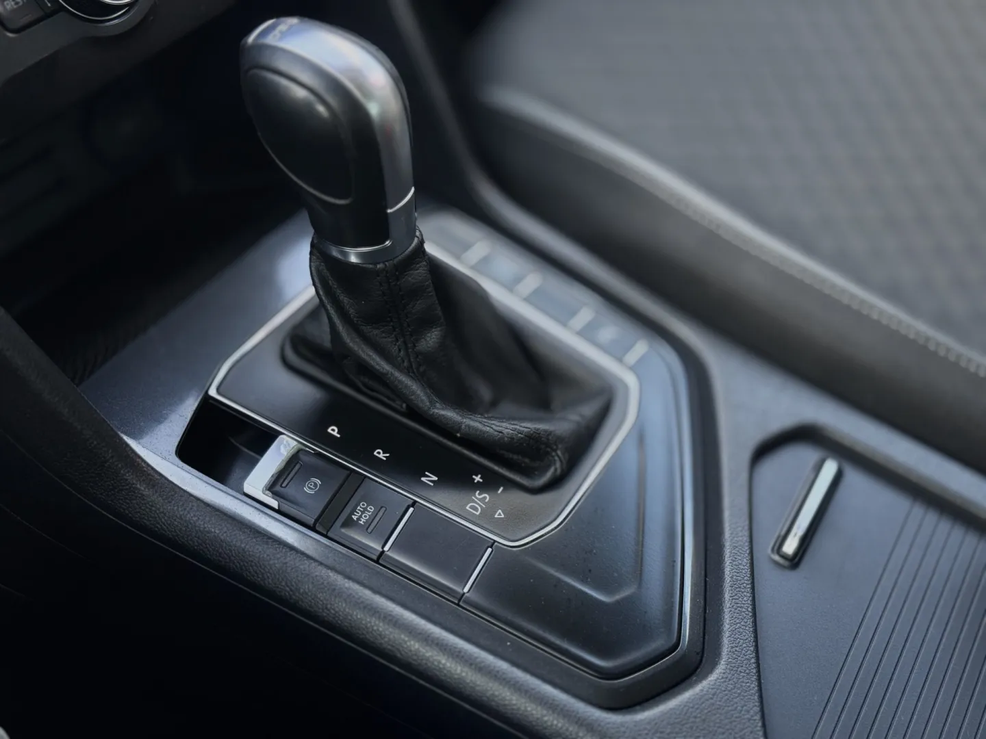 Cumpara/ Vinde online Volkswagen Tiguan 2017 SH, la cel mai bun pret pentru tine!