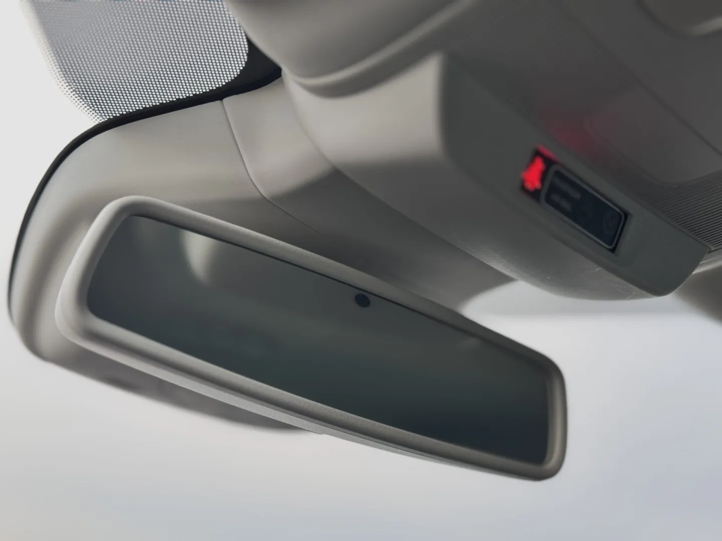 Cumpara/ Vinde online Renault  Megane 2016 SH, la cel mai bun pret pentru tine!