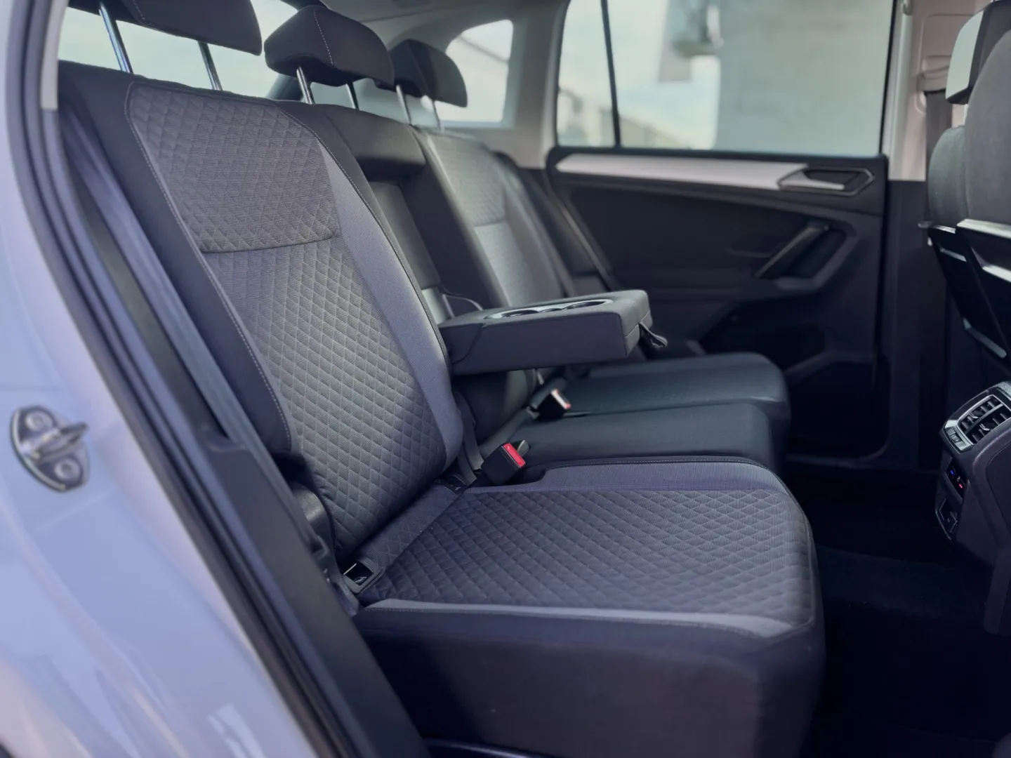 Cumpara/ Vinde online Volkswagen Tiguan 2017 SH, la cel mai bun pret pentru tine!