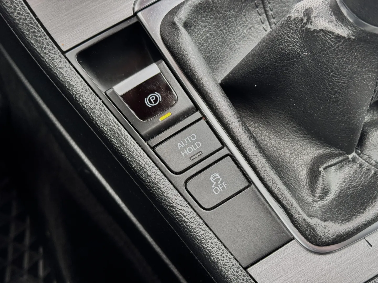 Cumpara/ Vinde online Volkswagen Passat 2013 SH, la cel mai bun pret pentru tine!