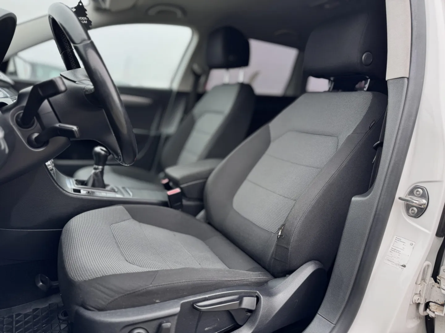 Cumpara/ Vinde online Volkswagen Passat 2013 SH, la cel mai bun pret pentru tine!