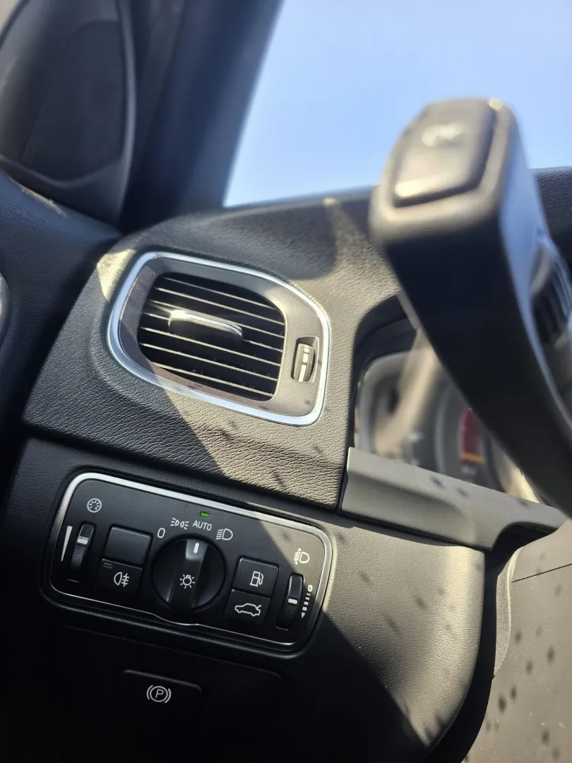 Cumpara/ Vinde online Volvo S60 2016 SH, la cel mai bun pret pentru tine!