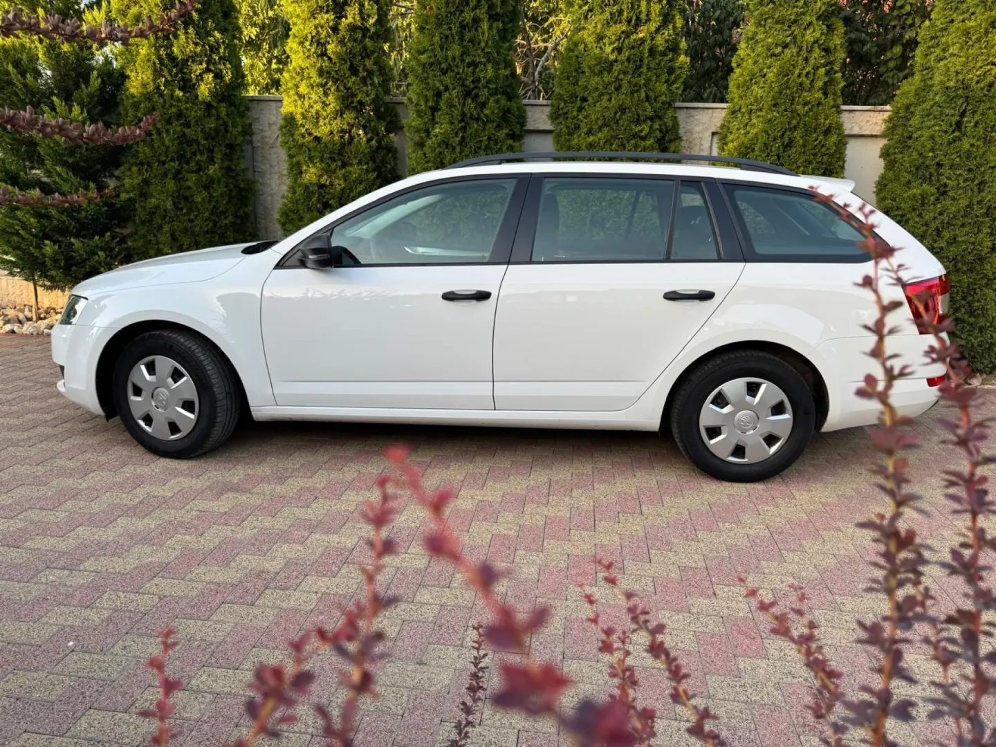 Cumpara/ Vinde online Skoda Octavia 2016 SH, la cel mai bun pret pentru tine!