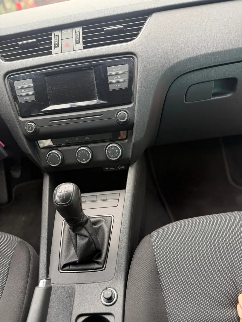 Cumpara/ Vinde online Skoda Octavia 2016 SH, la cel mai bun pret pentru tine!
