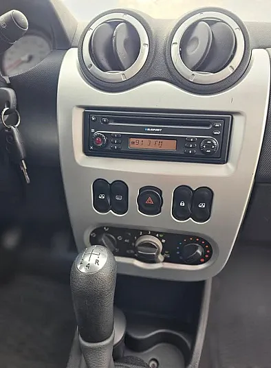 Cumpără / Vinde Dacia Sandero 2009 SH, la cel mai bun pret pentru tine!