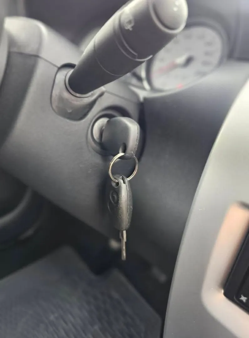 Cumpara/ Vinde online Dacia Sandero 2009 SH, la cel mai bun pret pentru tine!