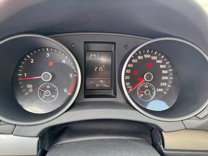 Cumpără / Vinde Volkswagen Golf 2009 SH, la cel mai bun pret pentru tine!
