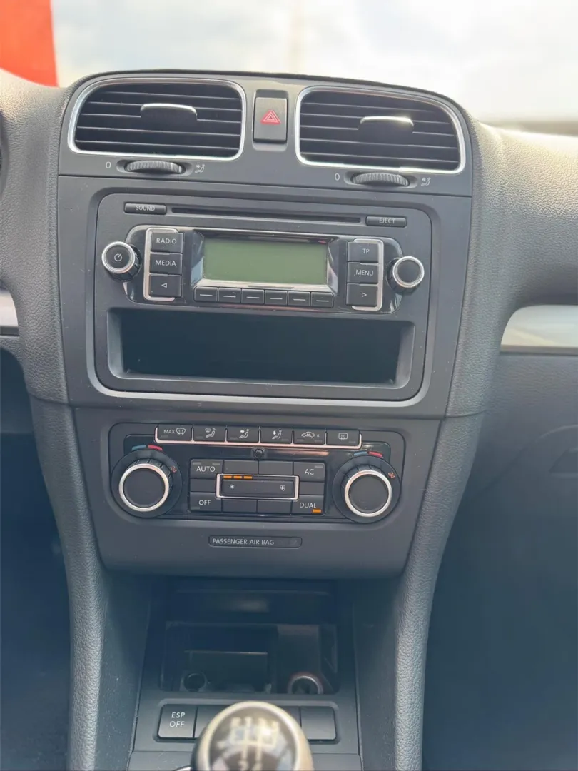 Cumpara/ Vinde online Volkswagen Golf 2009 SH, la cel mai bun pret pentru tine!
