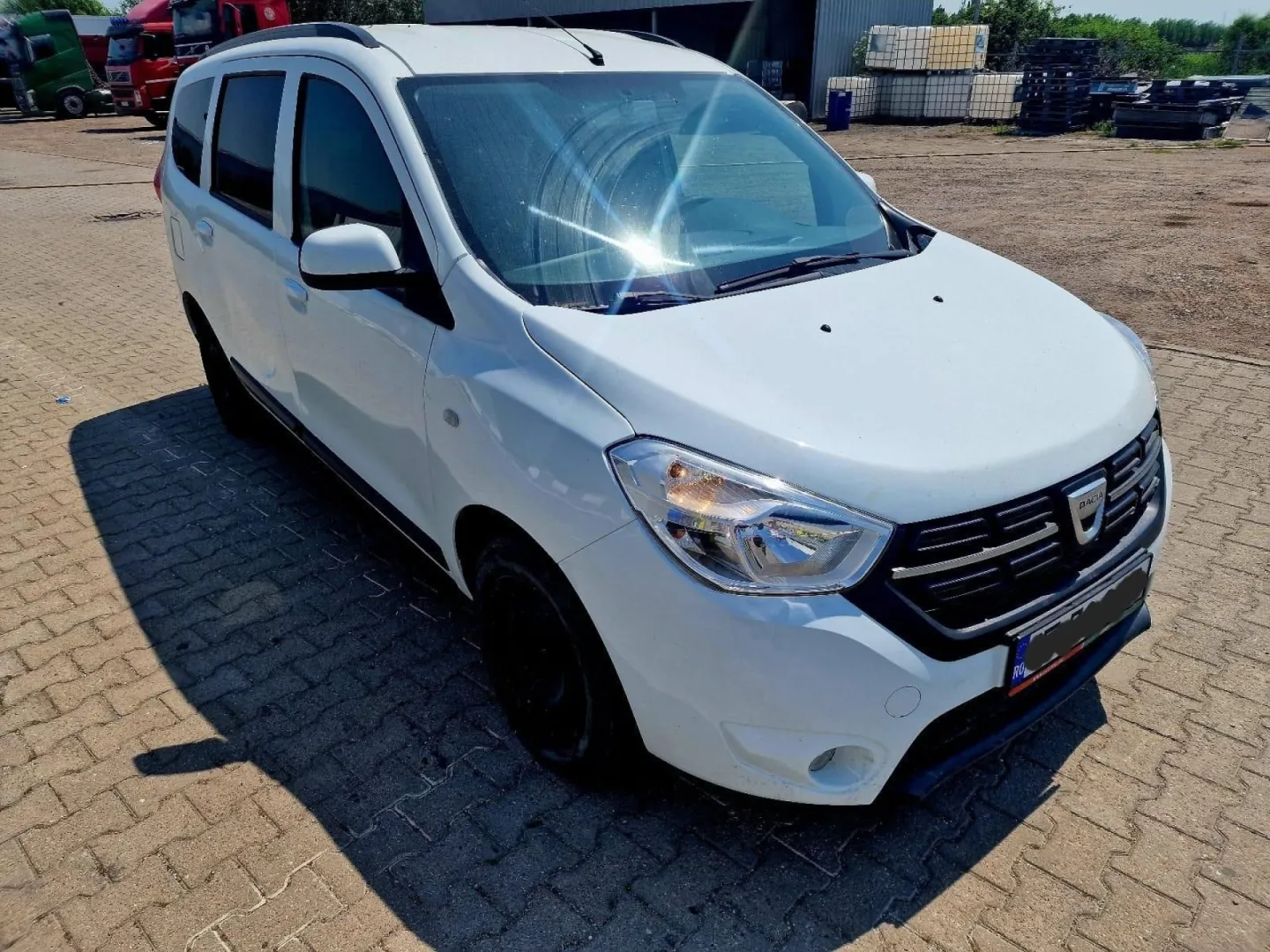 Cumpara/ Vinde online Dacia Lodgy 2019 SH, la cel mai bun pret pentru tine!