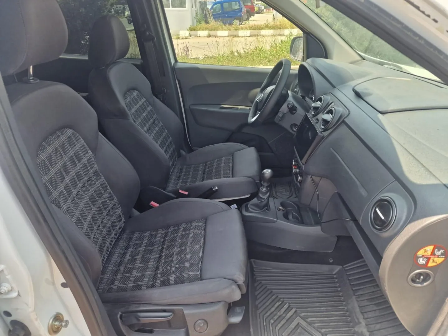 Cumpara/ Vinde online Dacia Lodgy 2019 SH, la cel mai bun pret pentru tine!
