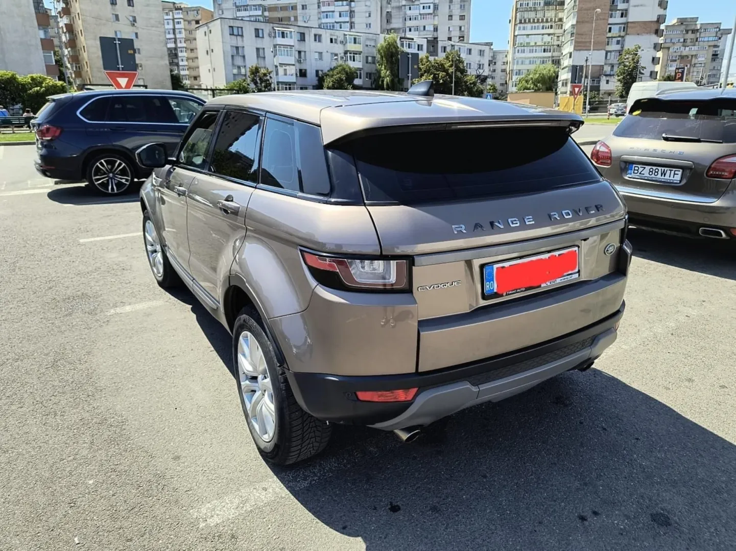 Cumpara/ Vinde online Land Rover Range Rover 2017 SH, la cel mai bun pret pentru tine!