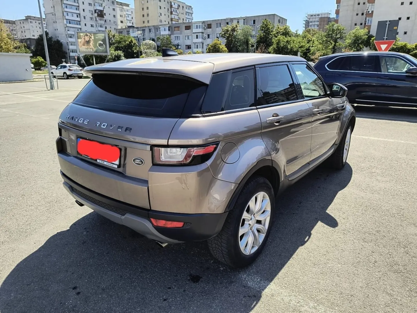 Cumpara/ Vinde online Land Rover Range Rover 2017 SH, la cel mai bun pret pentru tine!