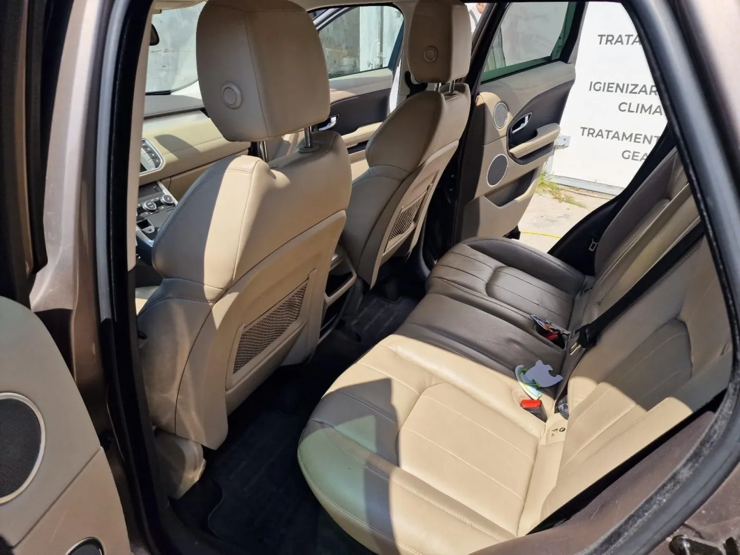 Cumpara/ Vinde online Land Rover Range Rover 2017 SH, la cel mai bun pret pentru tine!