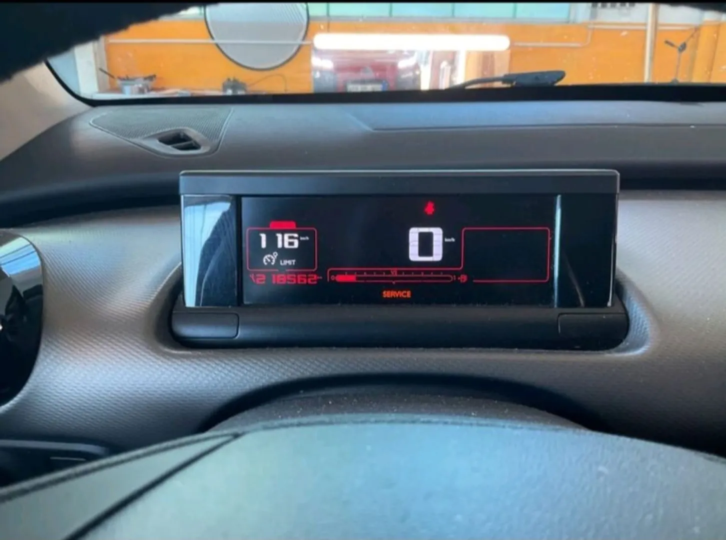 Cumpara/ Vinde online Citroen C4 Cactus 2015 SH, la cel mai bun pret pentru tine!