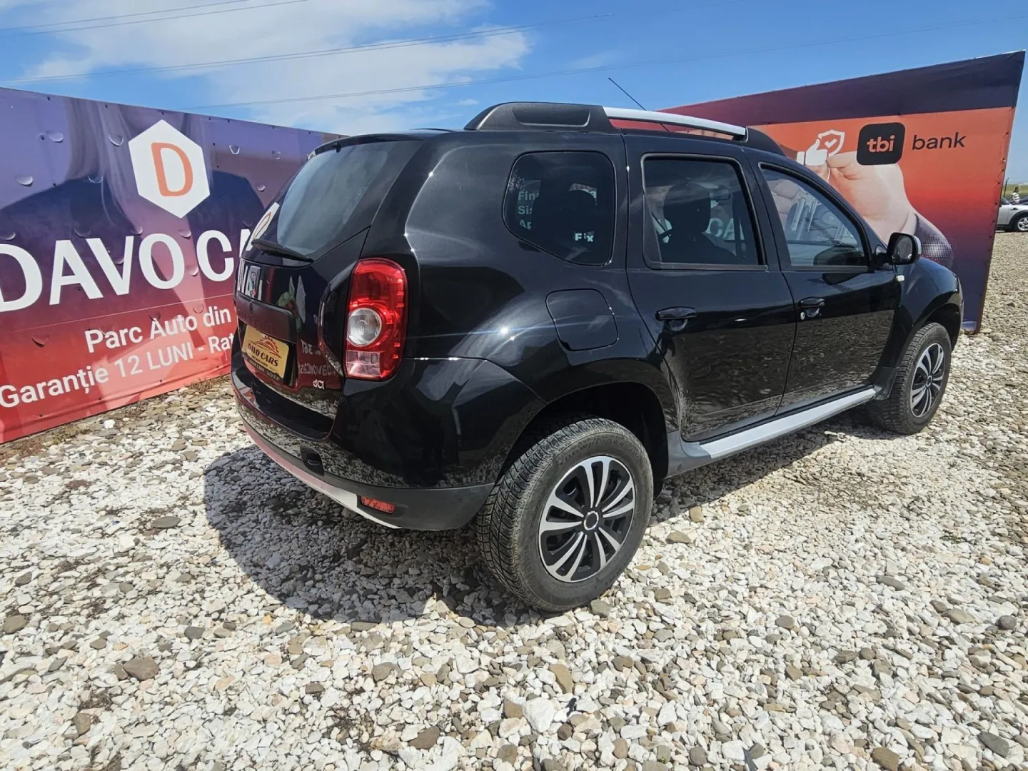 Cumpara/ Vinde online Dacia Duster 2011 SH, la cel mai bun pret pentru tine!