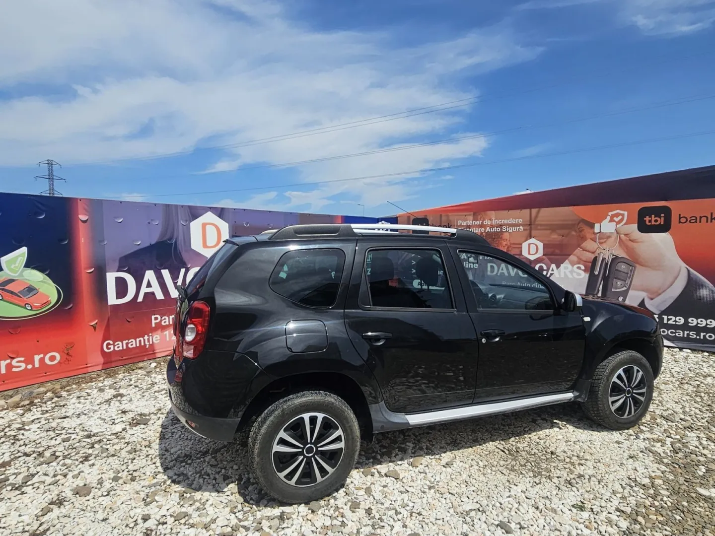 Cumpara/ Vinde online Dacia Duster 2011 SH, la cel mai bun pret pentru tine!