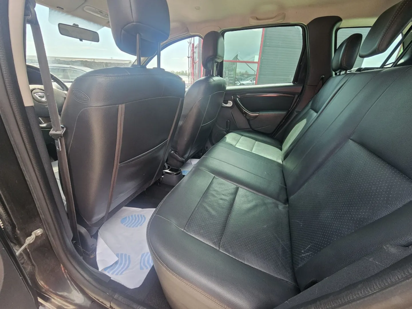 Cumpara/ Vinde online Dacia Duster 2011 SH, la cel mai bun pret pentru tine!