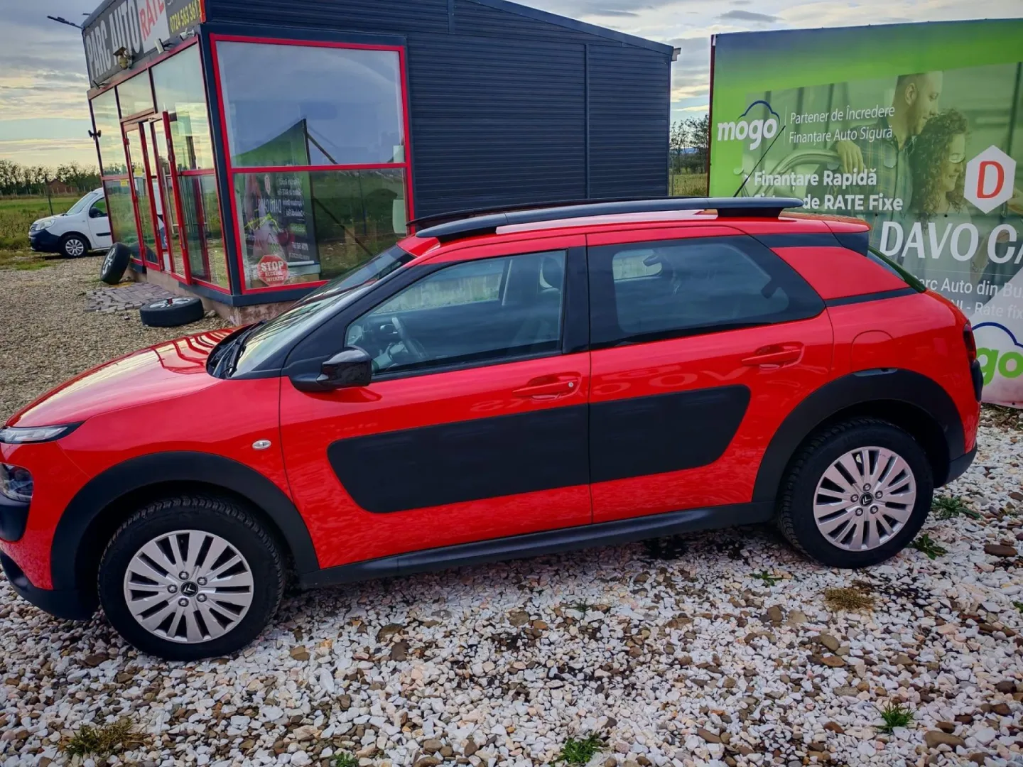 Cumpara/ Vinde online Citroen C4 Cactus 2015 SH, la cel mai bun pret pentru tine!