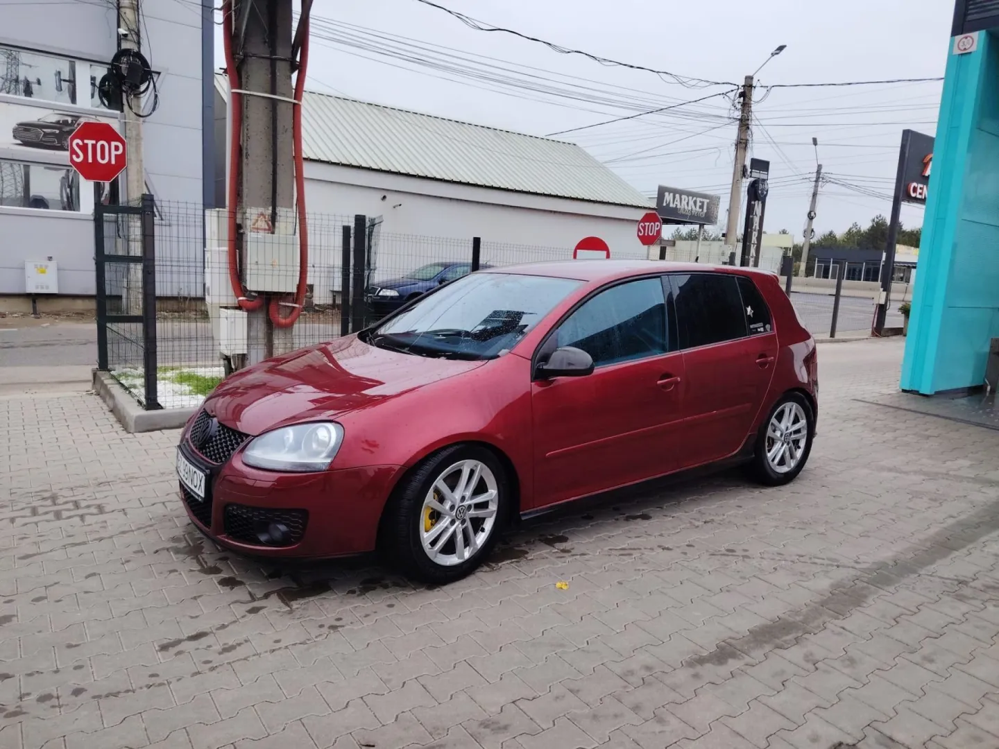 Cumpara/ Vinde online Volkswagen Golf 2006 SH, la cel mai bun pret pentru tine!