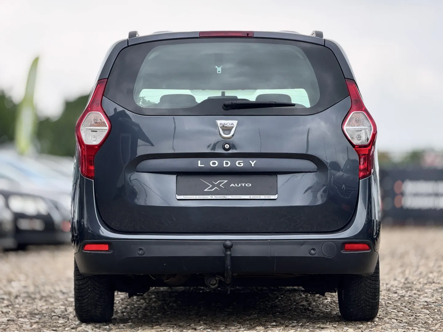 Cumpara/ Vinde online Dacia Lodgy 2012 SH, la cel mai bun pret pentru tine!