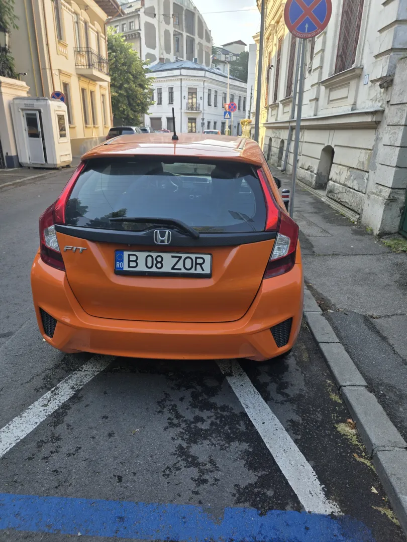 Cumpara/ Vinde online Honda Jazz 2015 SH, la cel mai bun pret pentru tine!