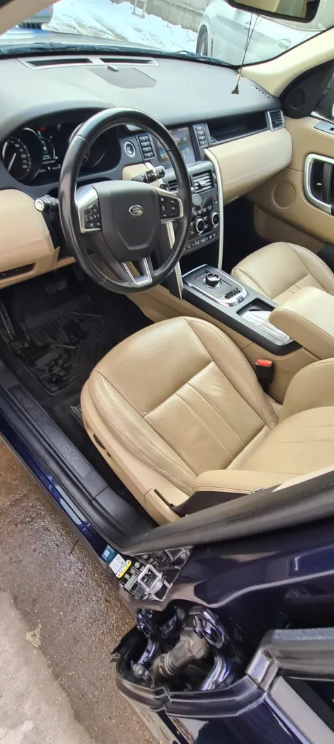 Cumpara/ Vinde online Land Rover Discovery Sport 2019 SH, la cel mai bun pret pentru tine!