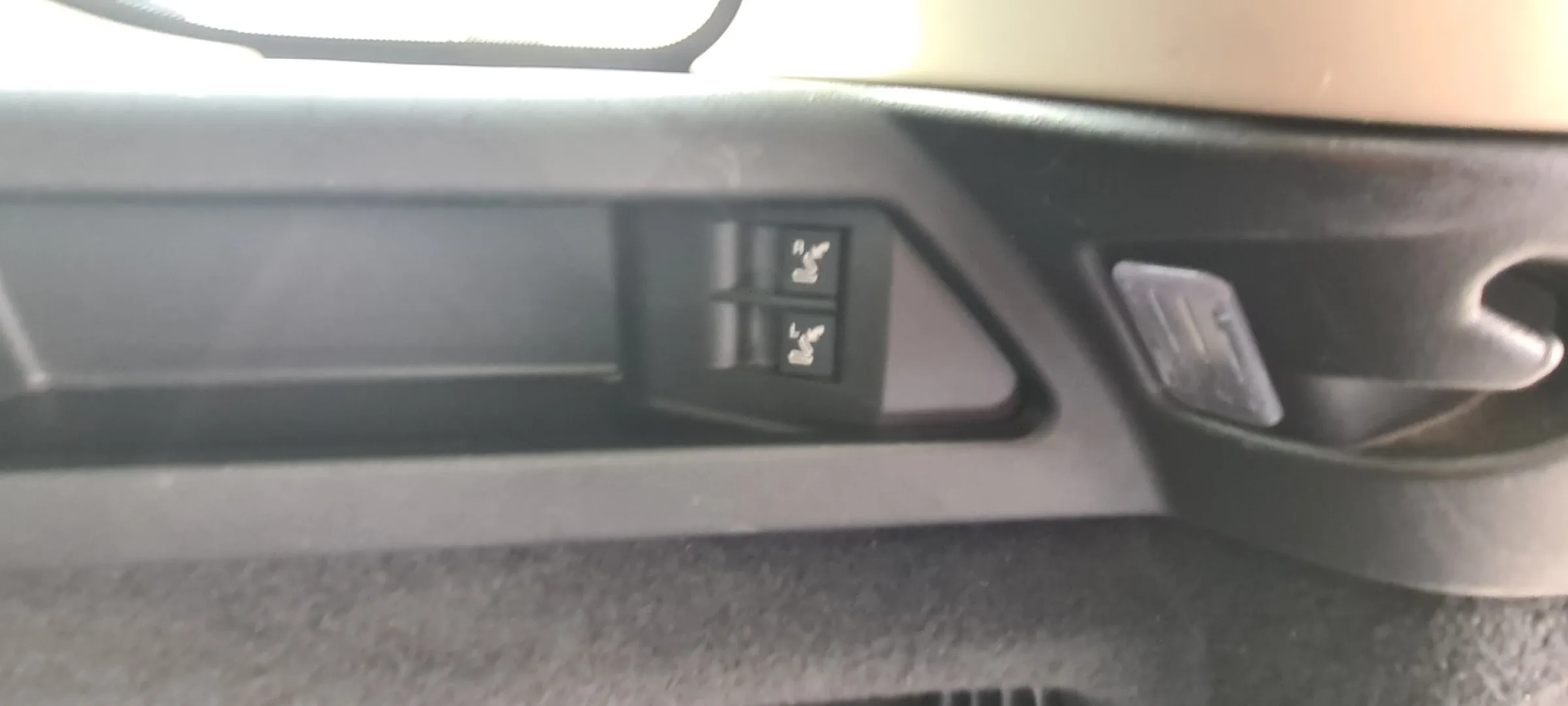 Cumpara/ Vinde online Land Rover Discovery Sport 2019 SH, la cel mai bun pret pentru tine!