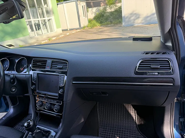 Cumpără / Vinde Volkswagen Golf 2013 SH, la cel mai bun pret pentru tine!