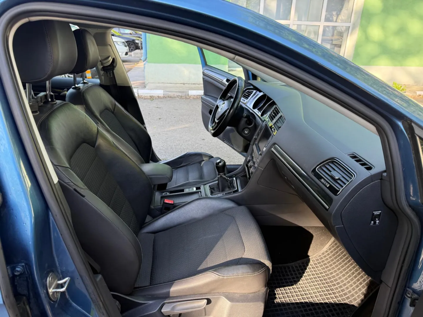 Cumpara/ Vinde online Volkswagen Golf 2013 SH, la cel mai bun pret pentru tine!