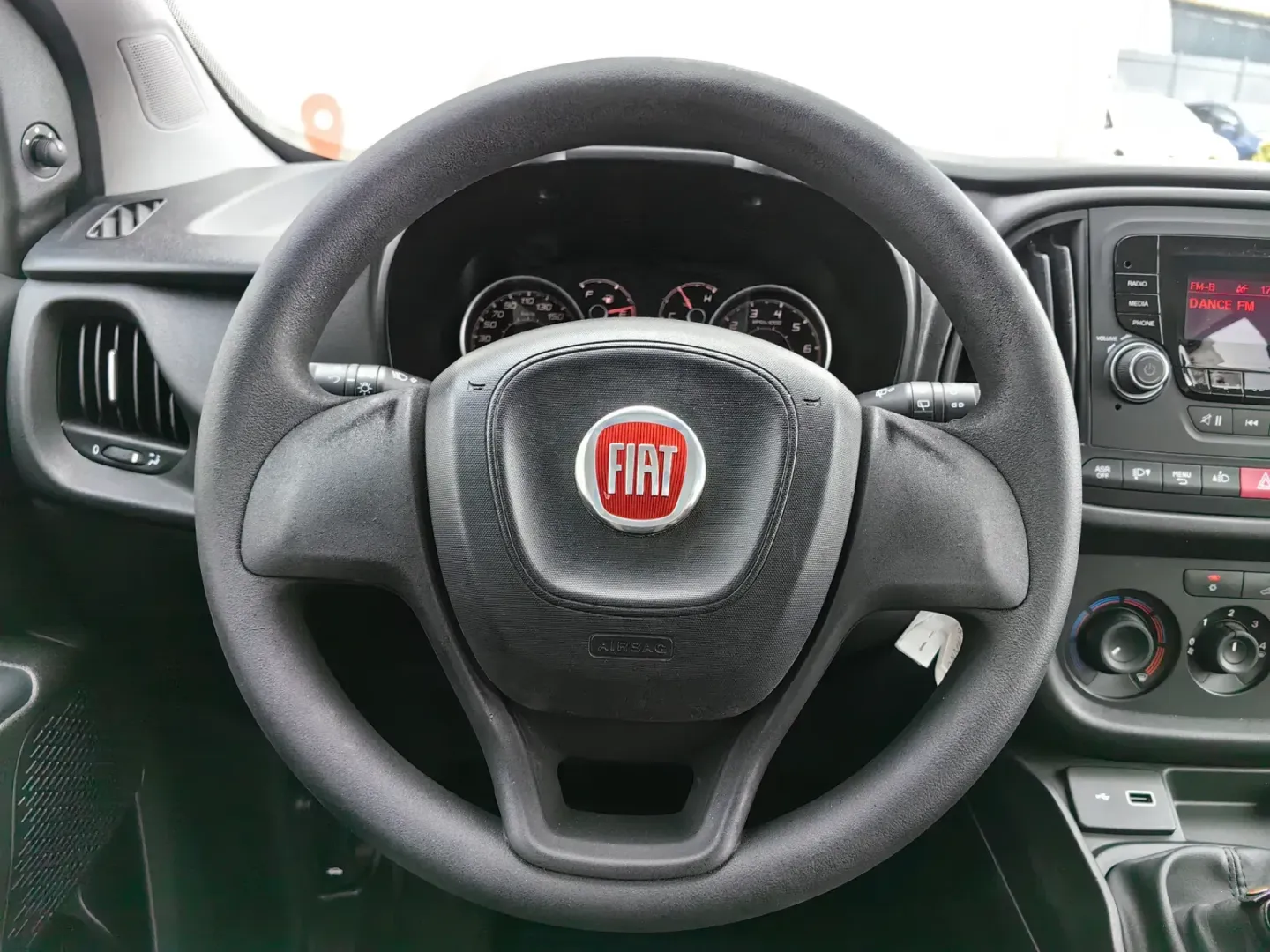 Cumpara/ Vinde online Fiat Doblo 2019 SH, la cel mai bun pret pentru tine!