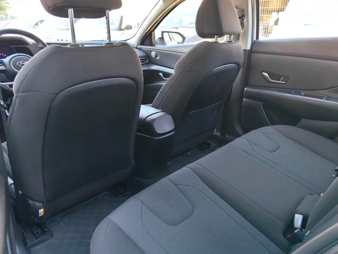 Cumpara/ Vinde online Hyundai Elantra 2022 SH, la cel mai bun pret pentru tine!