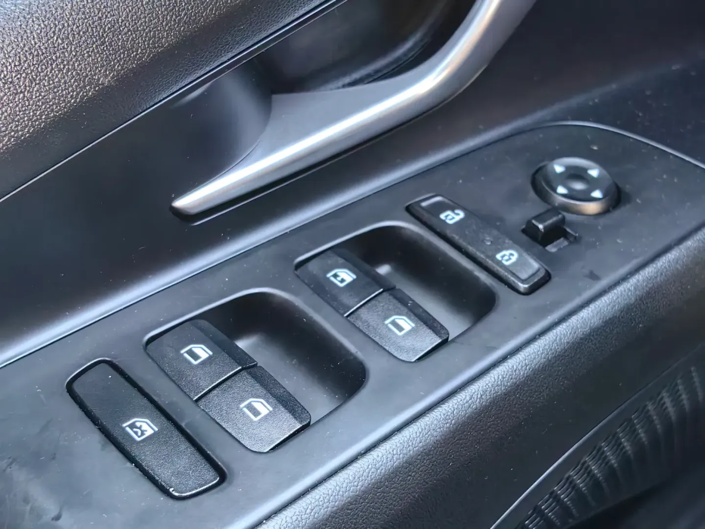Cumpara/ Vinde online Hyundai Elantra 2022 SH, la cel mai bun pret pentru tine!