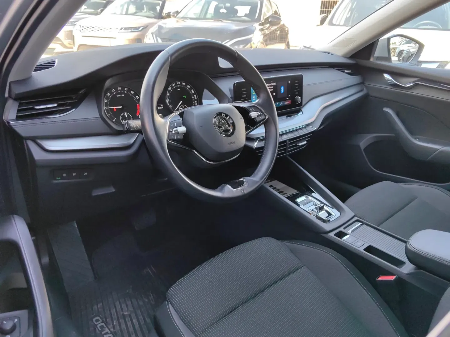 Cumpara/ Vinde online Skoda Octavia 2020 SH, la cel mai bun pret pentru tine!