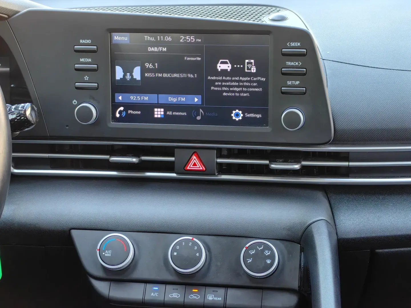 Cumpara/ Vinde online Hyundai Elantra 2022 SH, la cel mai bun pret pentru tine!