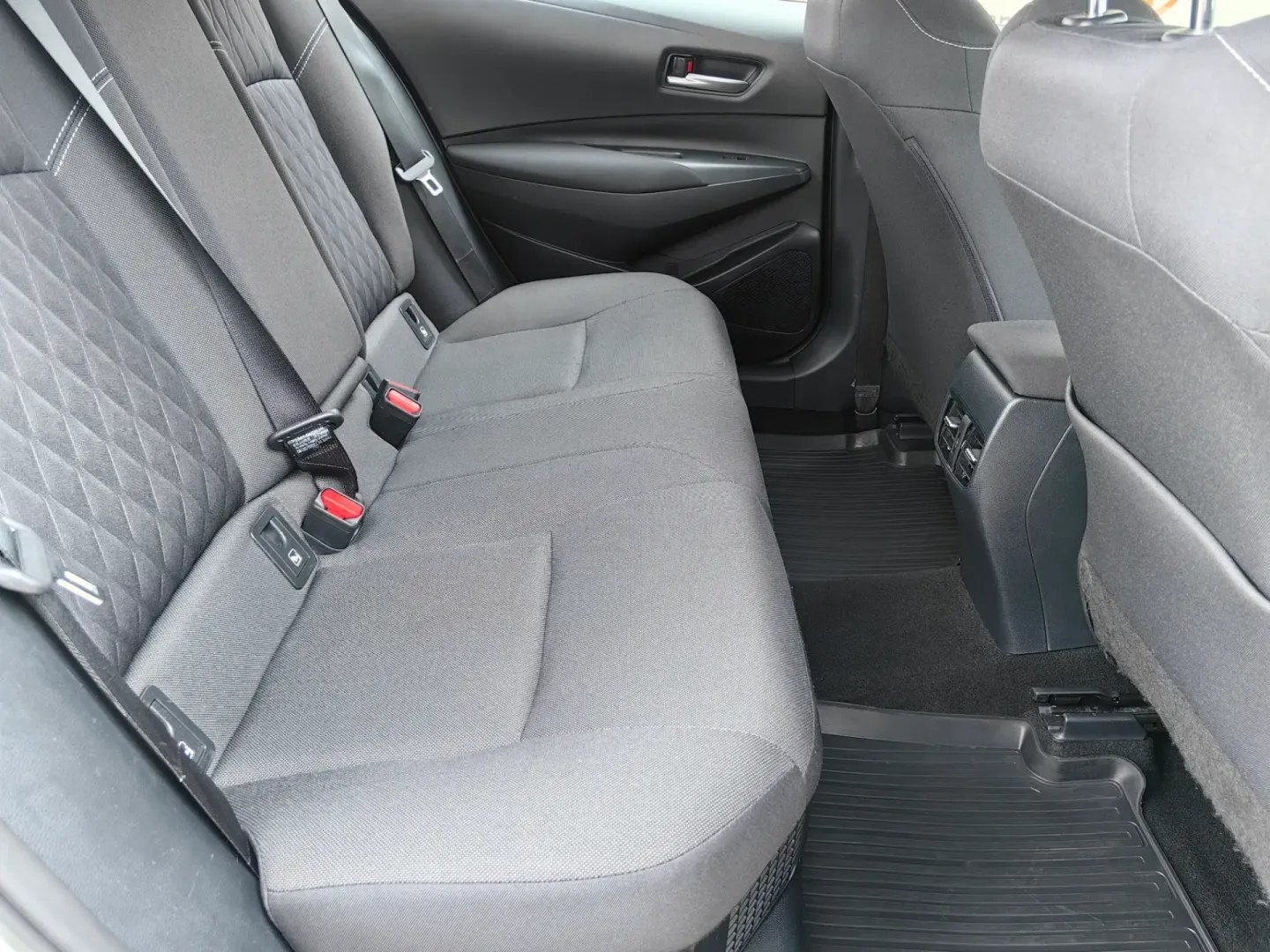 Cumpara/ Vinde online Toyota Corolla 2022 SH, la cel mai bun pret pentru tine!