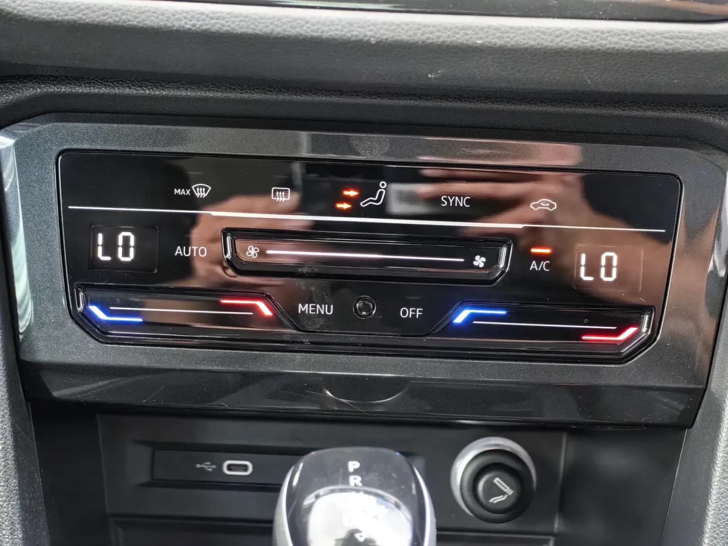 Cumpara/ Vinde online Volkswagen Tiguan 2022 SH, la cel mai bun pret pentru tine!