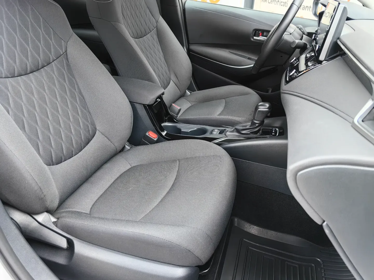 Cumpara/ Vinde online Toyota Corolla 2022 SH, la cel mai bun pret pentru tine!