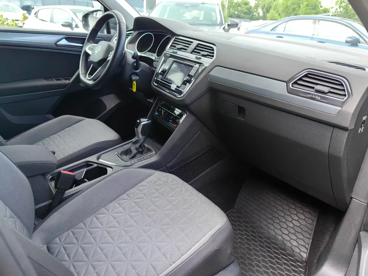 Cumpara/ Vinde online Volkswagen Tiguan 2022 SH, la cel mai bun pret pentru tine!