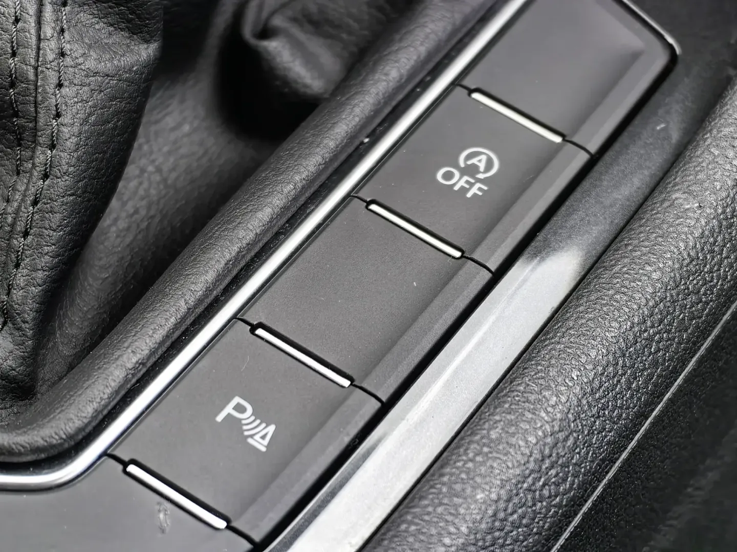 Cumpara/ Vinde online Volkswagen Tiguan 2022 SH, la cel mai bun pret pentru tine!