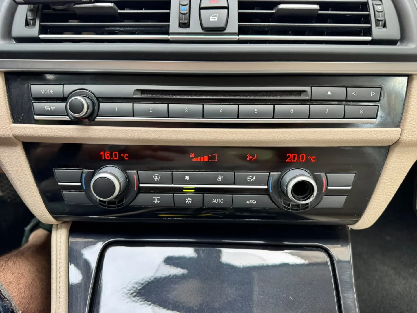 Cumpara/ Vinde online BMW 520 2011 SH, la cel mai bun pret pentru tine!