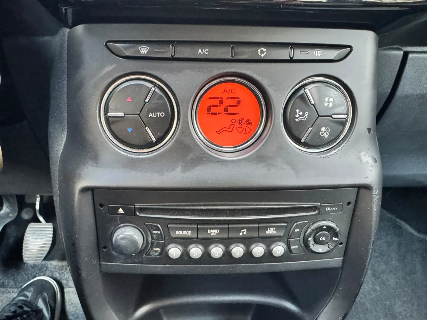 Cumpara/ Vinde online Citroen DS3 2011 SH, la cel mai bun pret pentru tine!