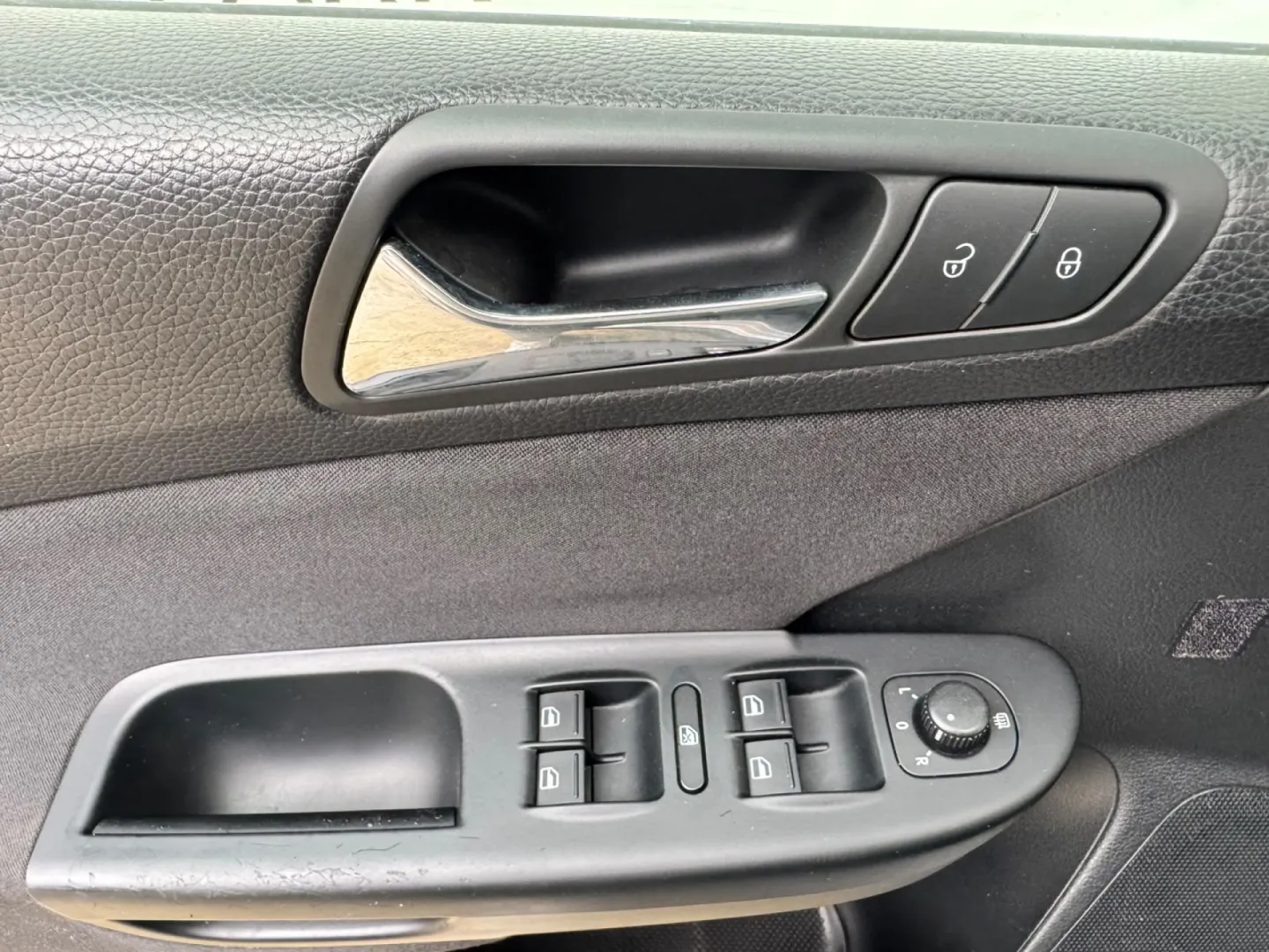 Cumpara/ Vinde online Volkswagen Passat 2008 SH, la cel mai bun pret pentru tine!