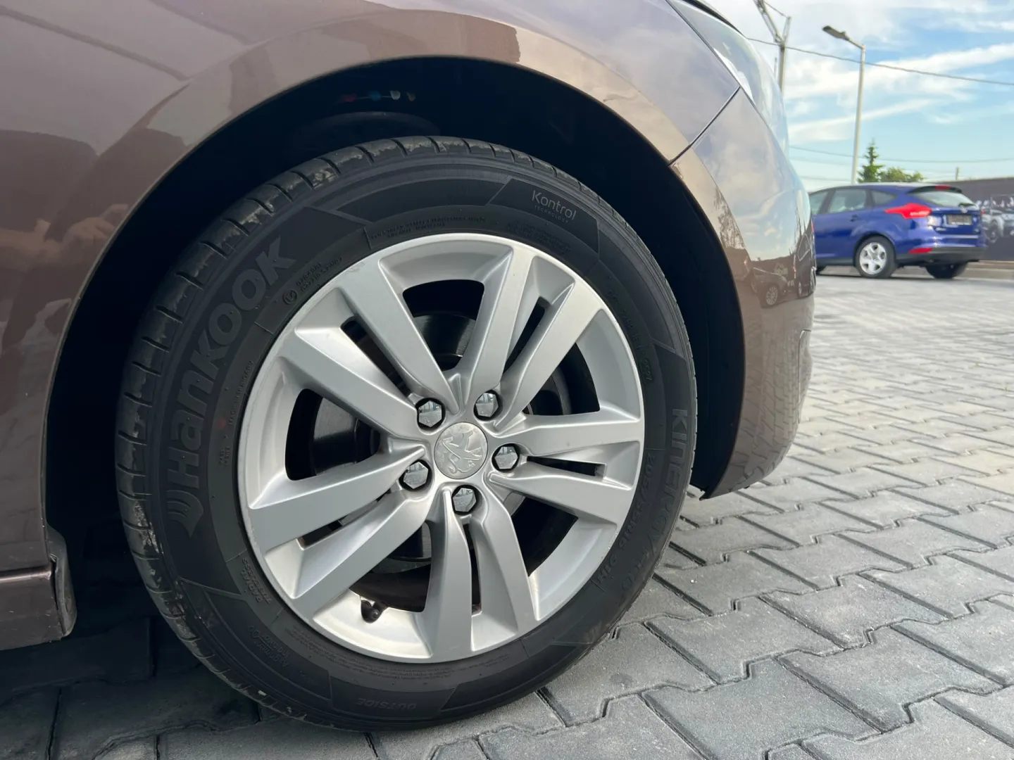 Cumpara/ Vinde online Peugeot 308 1.2 Pure Tech Blue 2015 SH, la cel mai bun pret pentru tine!