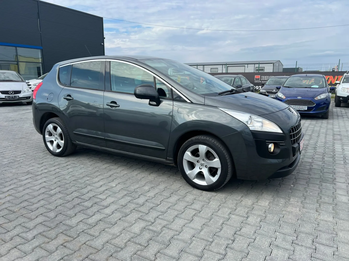Cumpara/ Vinde online Peugeot 3008 1.6 Active 2013 SH, la cel mai bun pret pentru tine!