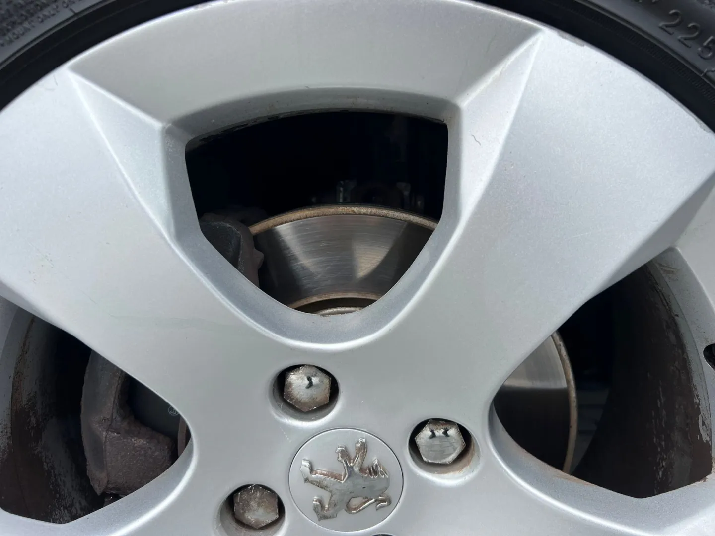 Cumpara/ Vinde online Peugeot 3008 1.6 Active 2013 SH, la cel mai bun pret pentru tine!