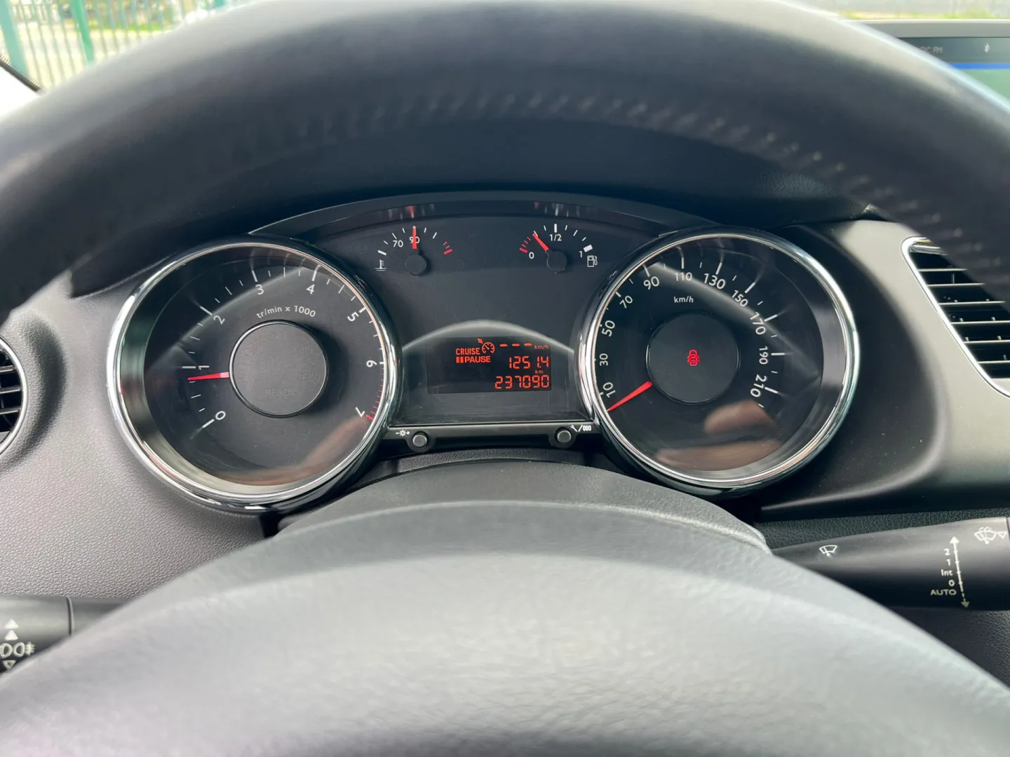 Cumpara/ Vinde online Peugeot 3008 1.6 Active 2013 SH, la cel mai bun pret pentru tine!