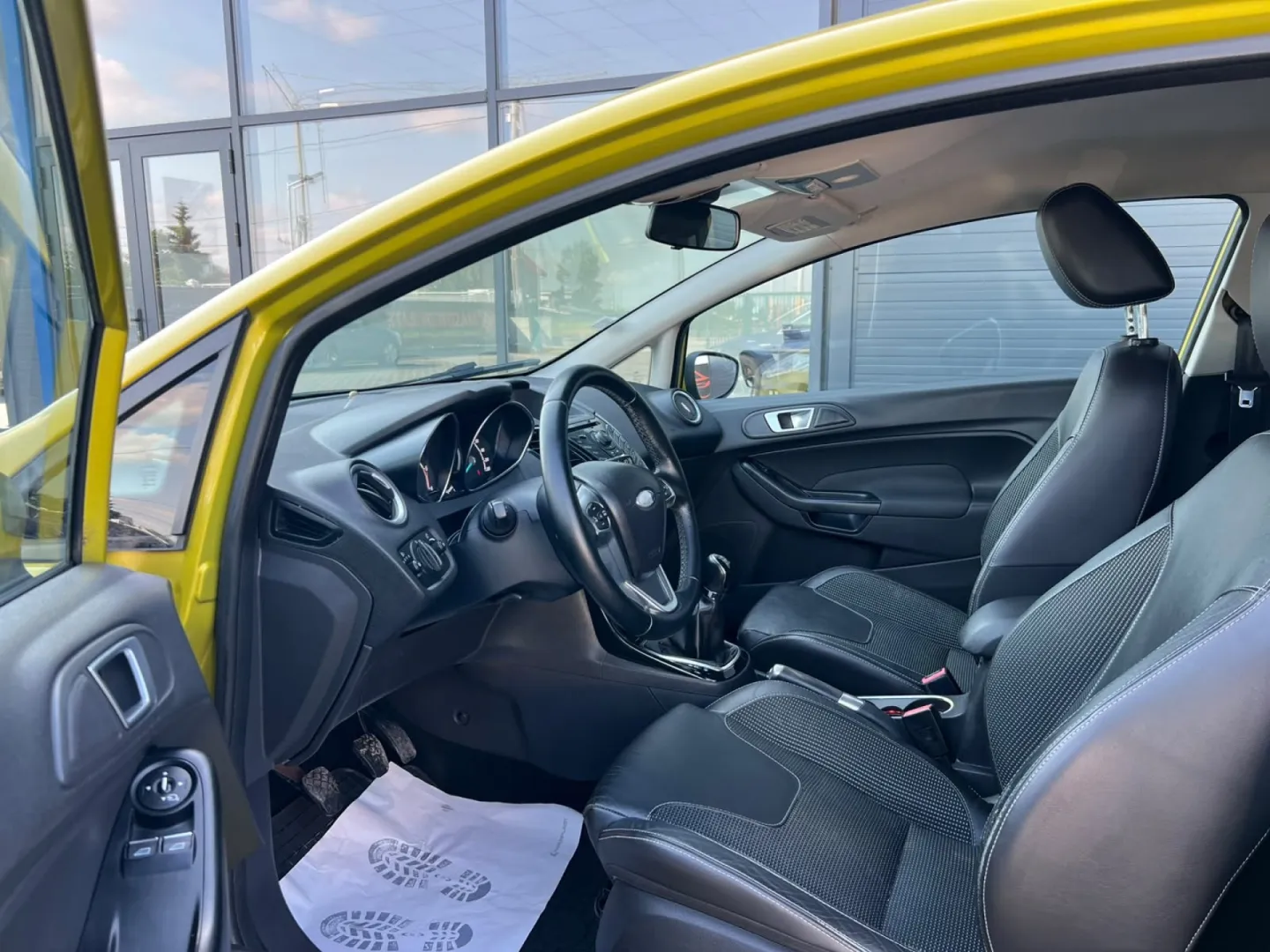 Cumpara/ Vinde online Ford Fiesta 1.6 TDCI Sport 2013 SH, la cel mai bun pret pentru tine!