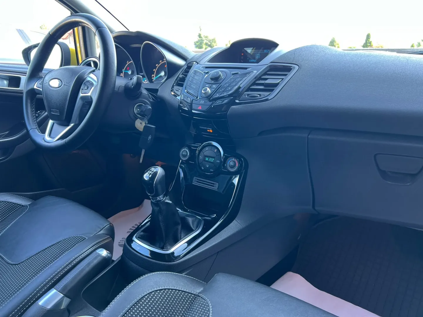 Cumpara/ Vinde online Ford Fiesta 1.6 TDCI Sport 2013 SH, la cel mai bun pret pentru tine!